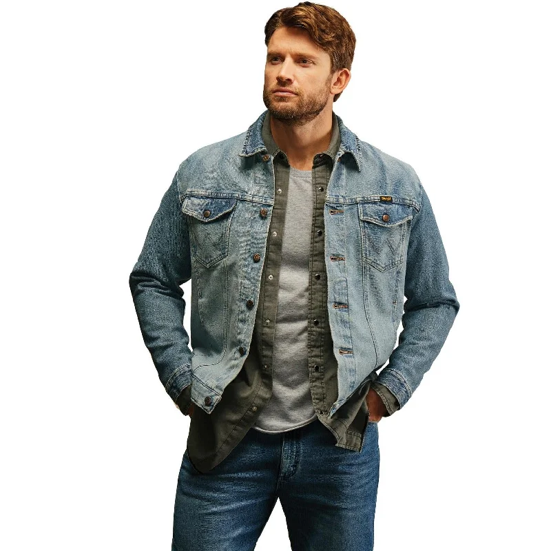 Wrangler Men's Vintage Inspired Unlined Denim Jacket in Antique Blue Practical Men's Quick