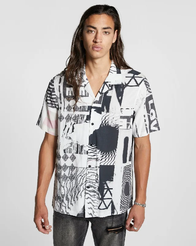 LOVE RAVE RESORT SS SHIRT MULT Monochromatic Office Style