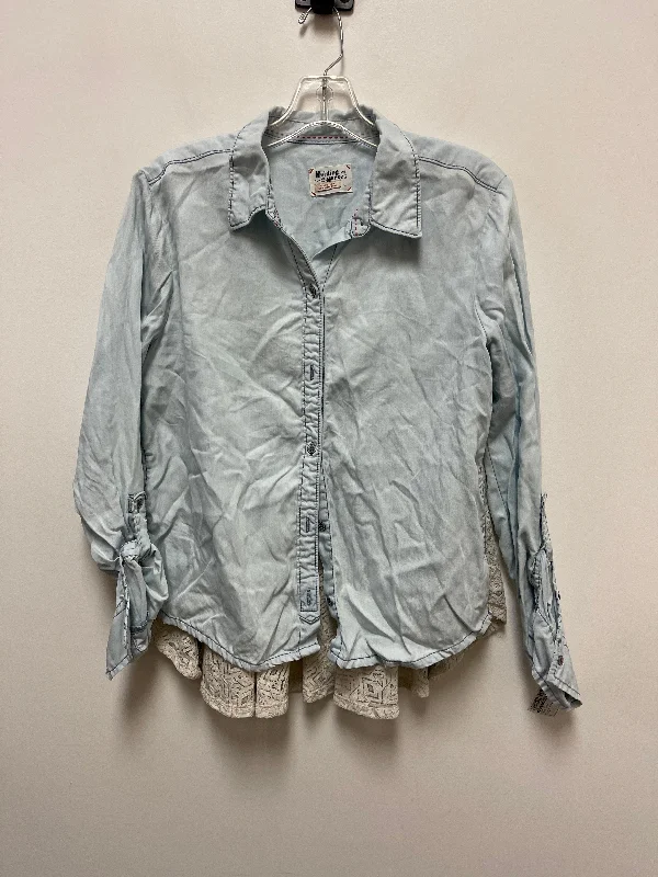Top Long Sleeve By Holding Horses In Blue Denim, Size: M Hip Men's Urban