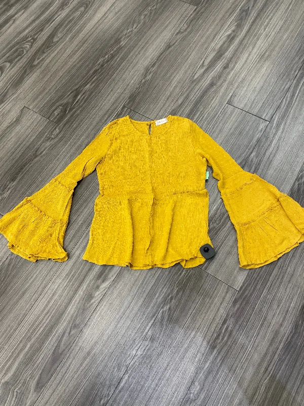 Top Long Sleeve By Altard State In Yellow, Size: M Cool Men's Distressed