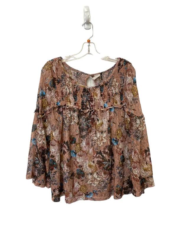 Top Long Sleeve By Akemi And Kin In Multi-colored, Size: L Bold Men's Statement