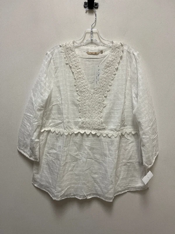 Top Long Sleeve By Soft Surroundings In White, Size: Xl Preppy Men's College