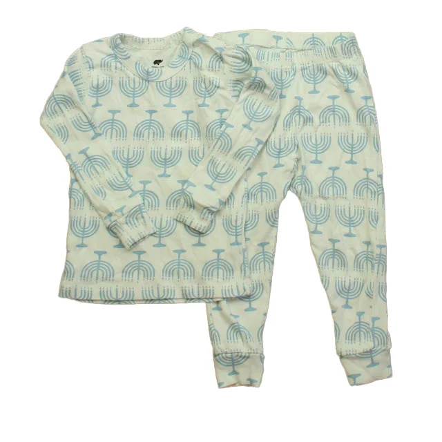 Monica + Andy Boys White | Blue Menorah 2-piece Pajamas Refined Men's Classic 