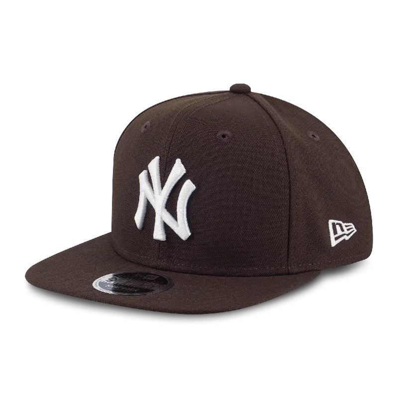 New Era 950 New York Yankees Walnut Snapback Sleek Men's Metallic