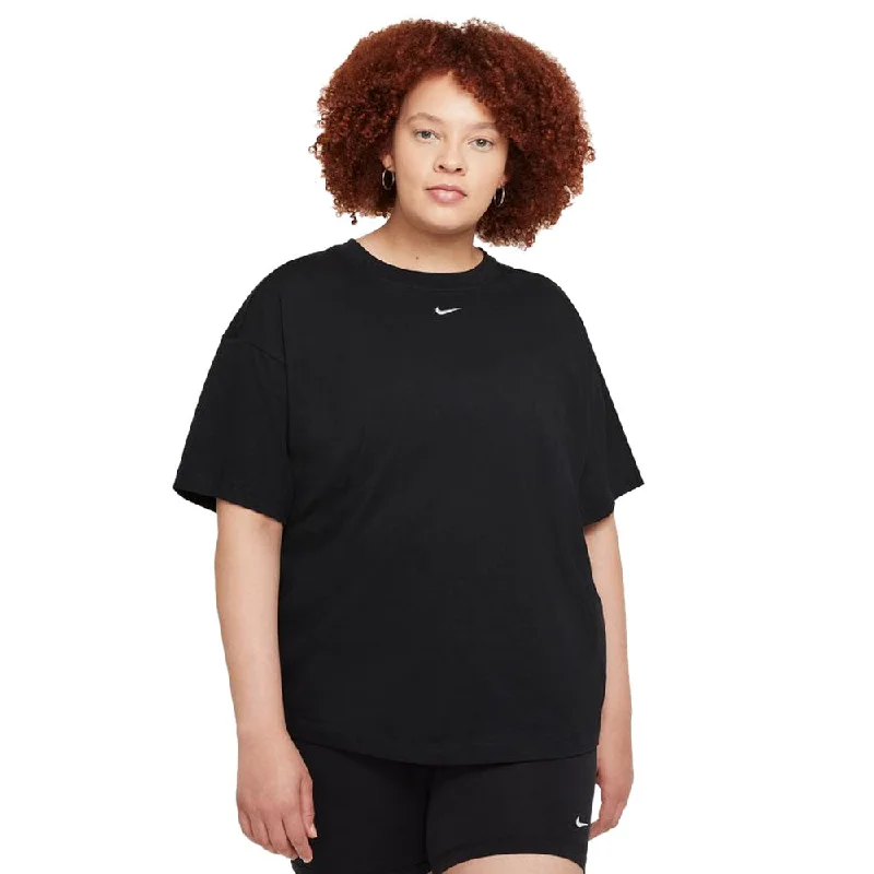 Nike Women's Sportswear Essential Oversized Short-Sleeve Top (Plus Size) Vacation