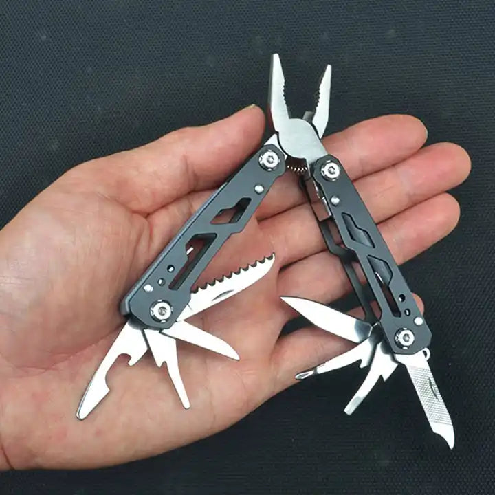 Multi-Tool Pliers Tailored