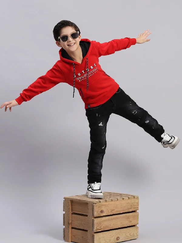 Boys Red Printed Round Neck Full Sleeve Sweatshirt Sleek Men's Contemporary 