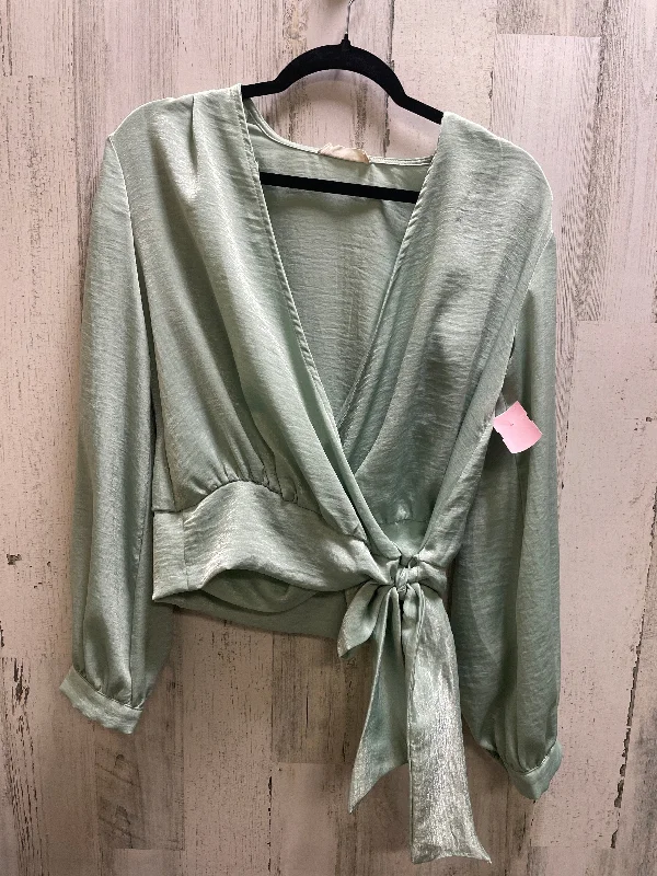 Top Long Sleeve By Altard State In Green, Size: S Sophisticated Men's 