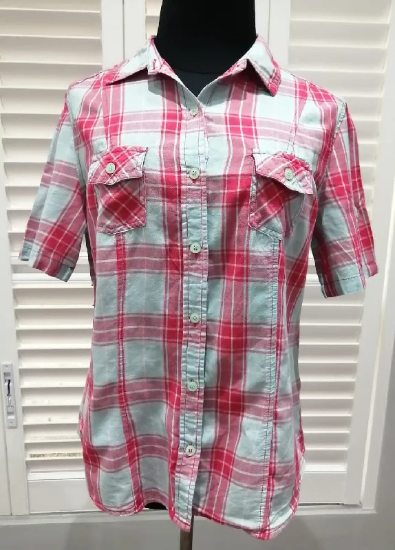 Milady's Cotton Check Shirt (8/32) Sophisticated Men's 