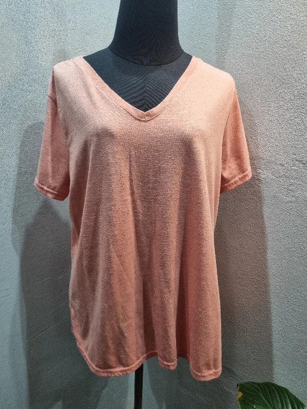 VNeck TShirt (XLarge) Monochromatic All