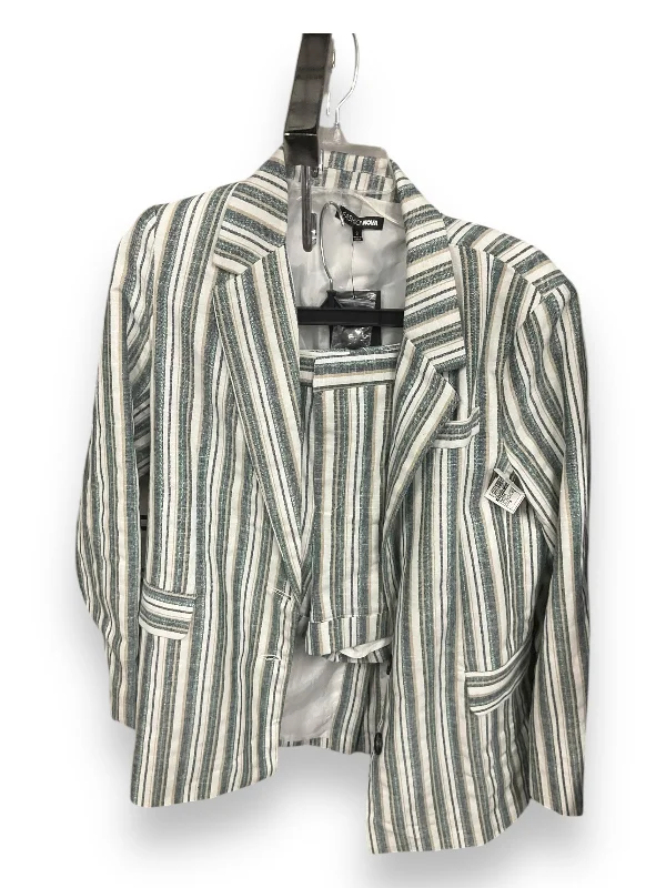 Blazer By Fashion Nova In Green & White, Size: S Vacation