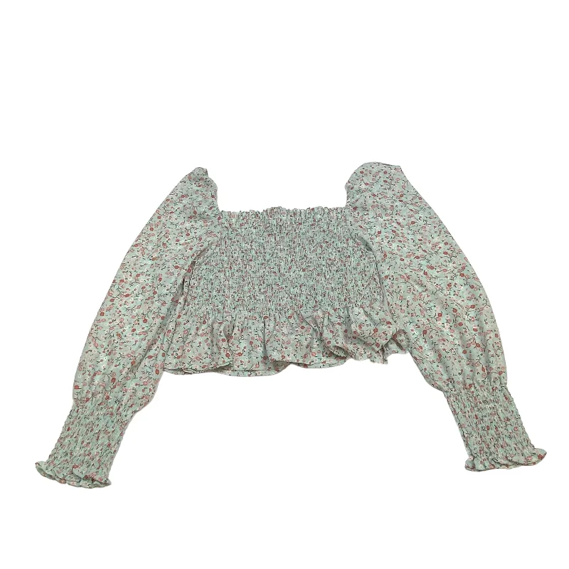 Top Long Sleeve By Shinestar In Green, Size: L Laid